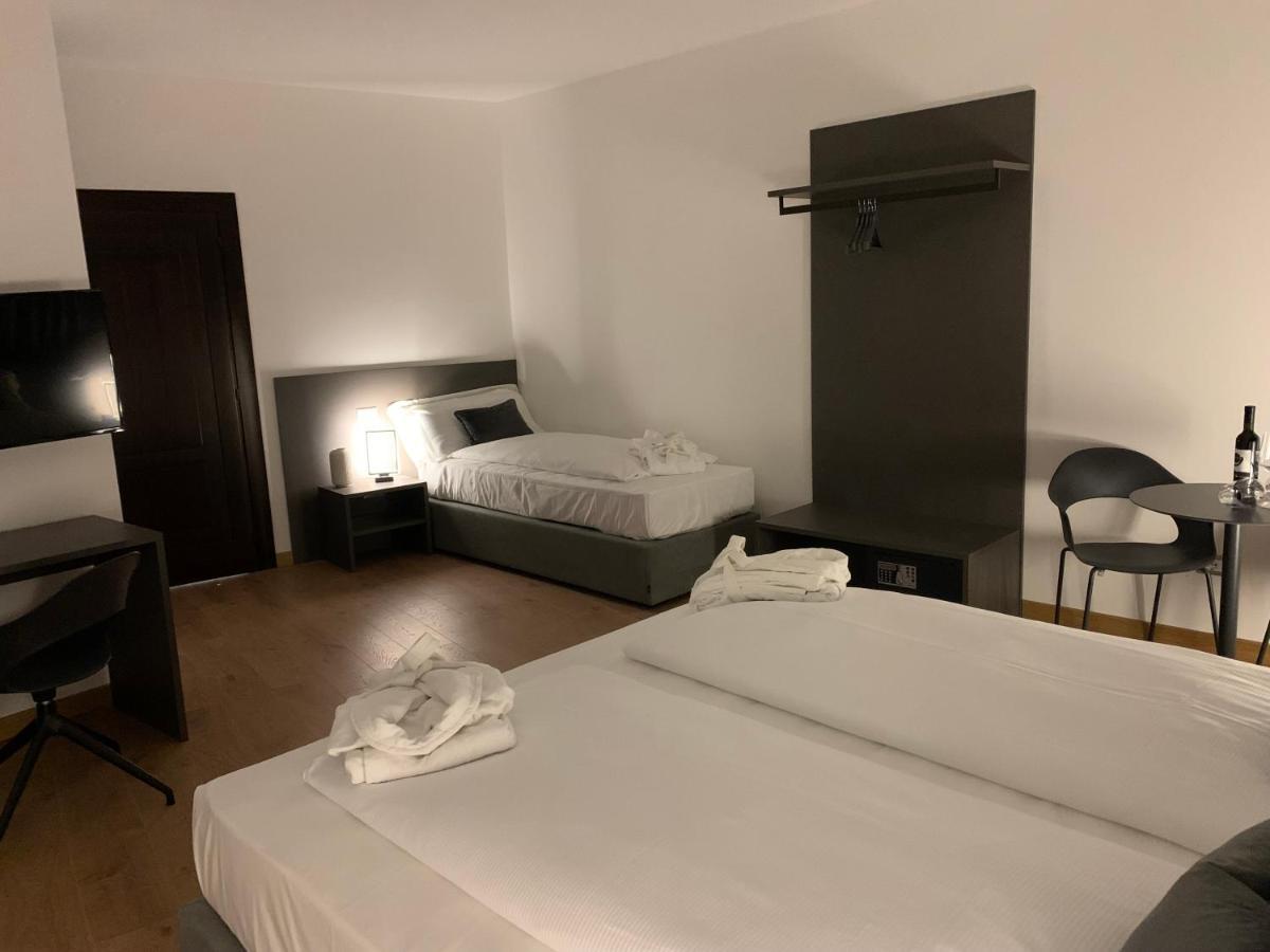 Guest House Le Cassandre Sondrio Eksteriør bilde